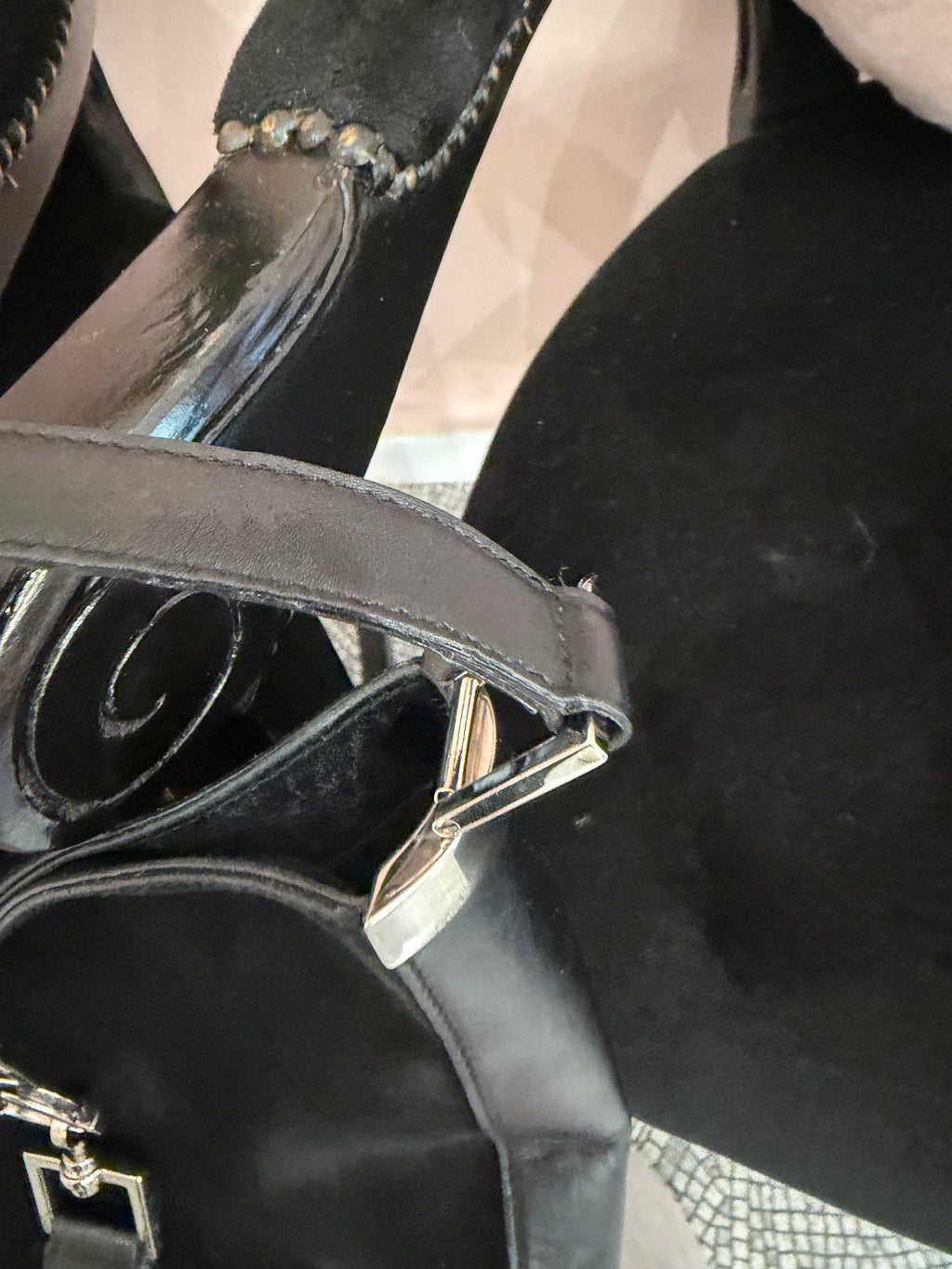 Borsa Gucci vintage in suede nera
