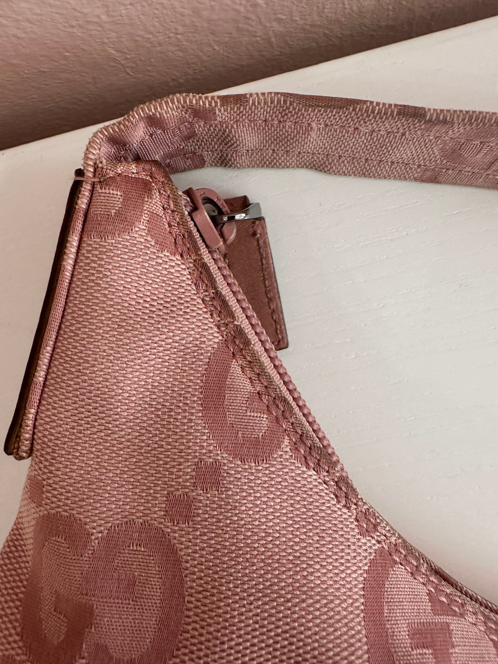 Borsa Gucci hobo tessuto rosa