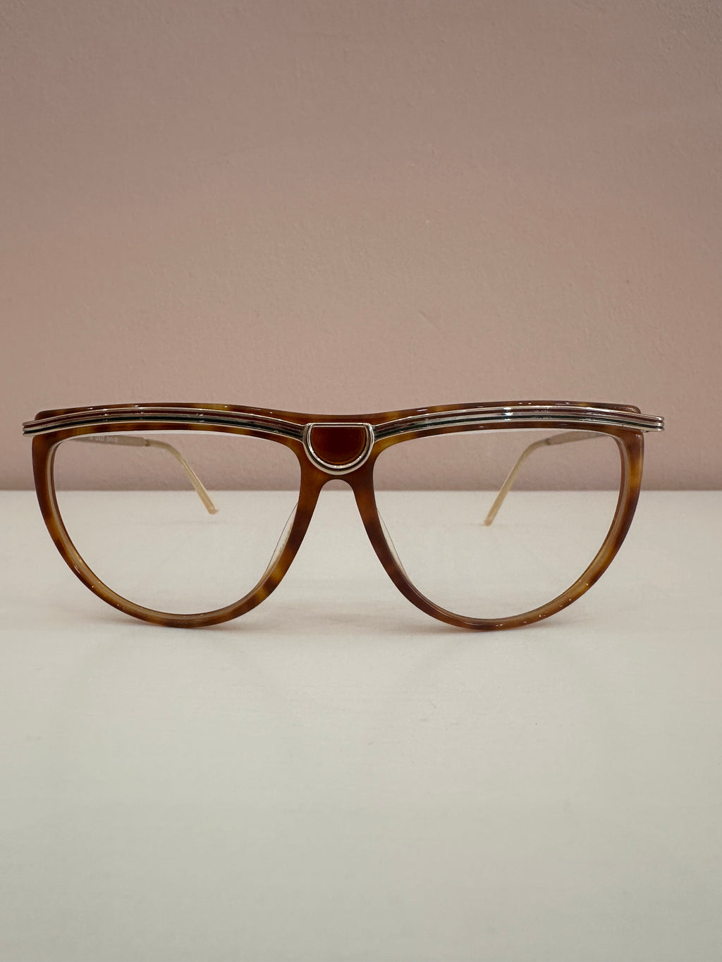 Occhiali Gucci vintage tartarugati, aste oro motivo web