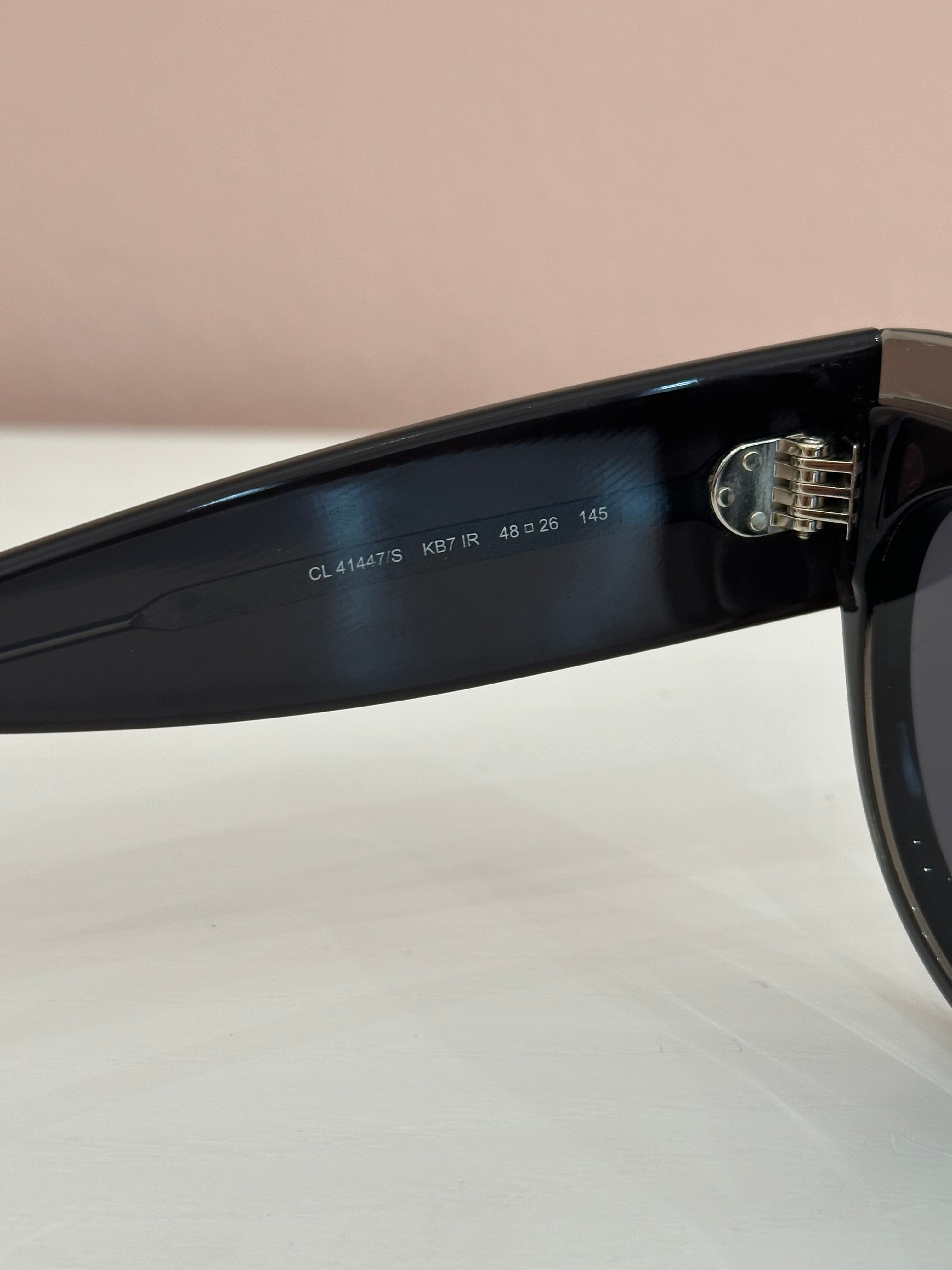 Occhiali da sole Celine oversize grigi