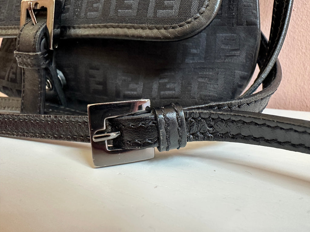 Borsa Tracolla Fendi zucchino nera