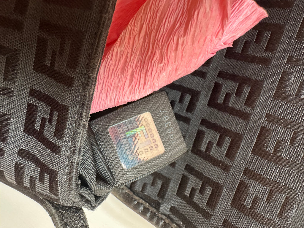 Borsa Tracolla Fendi zucchino nera