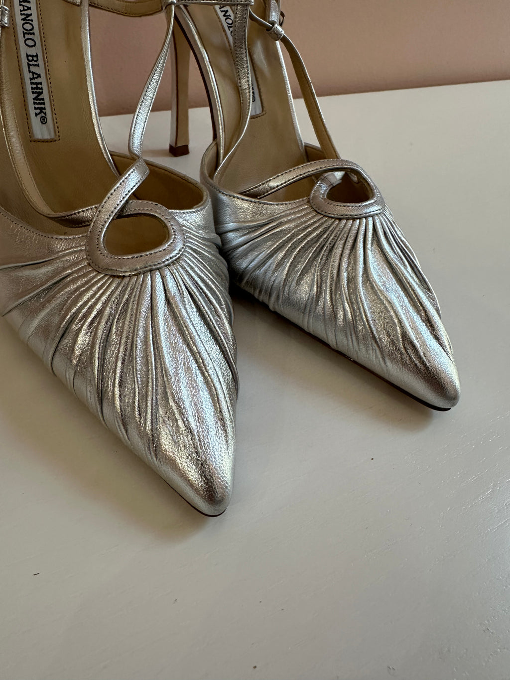 Scarpe Manolo Blahnik decolletè argento