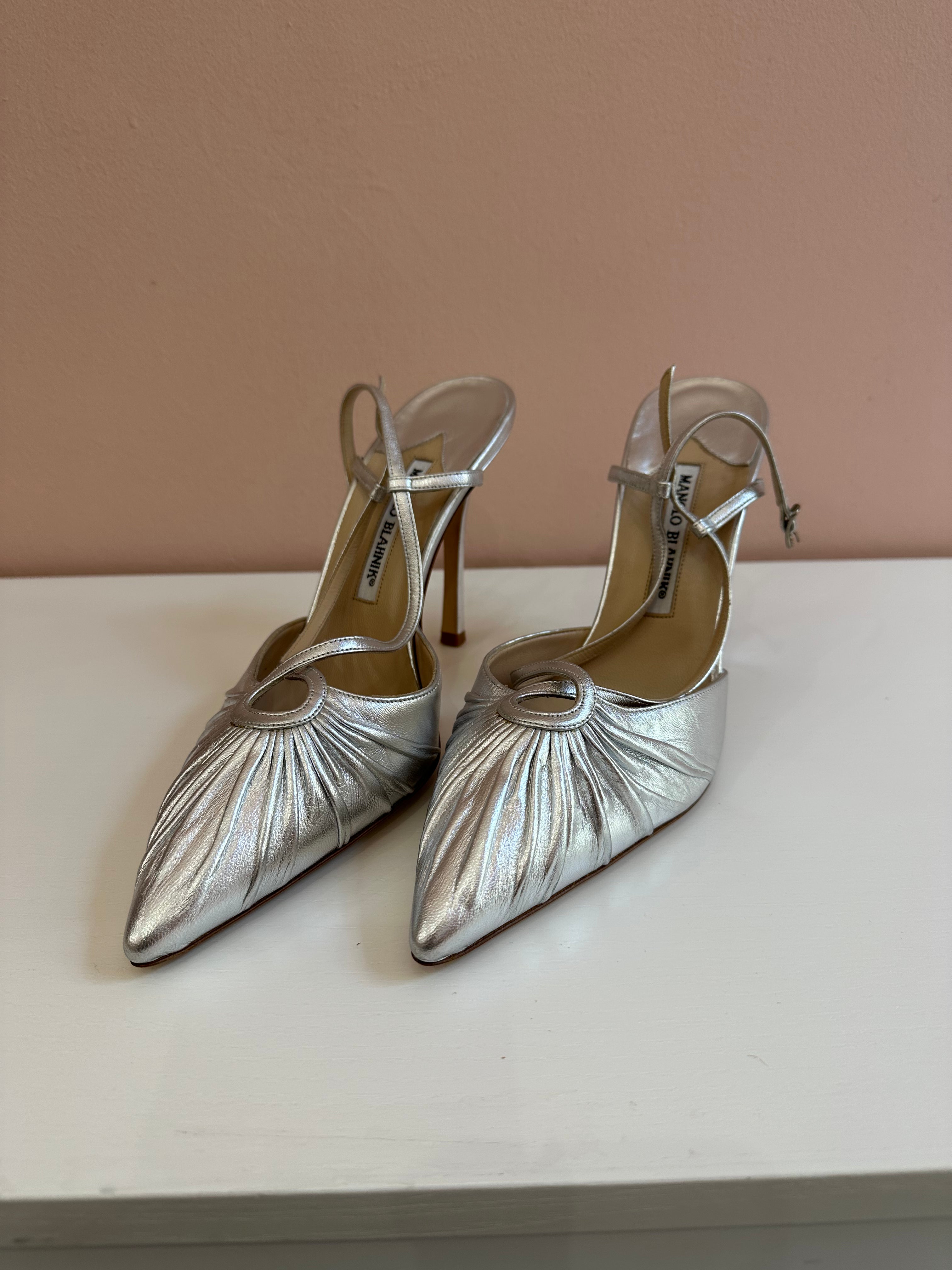 Scarpe Manolo Blahnik decolletè argento