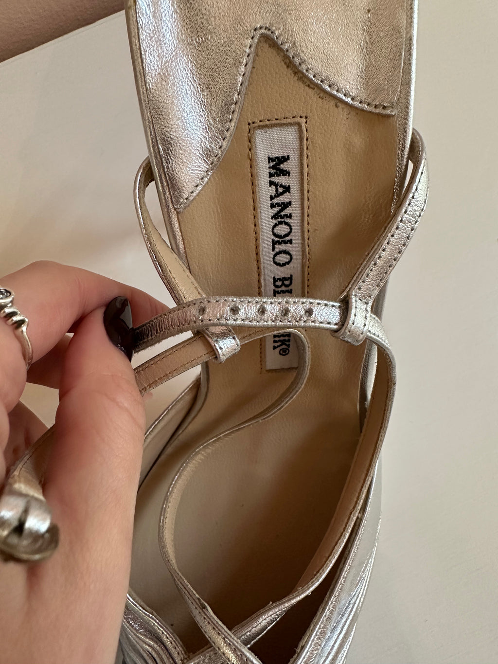Scarpe Manolo Blahnik decolletè argento